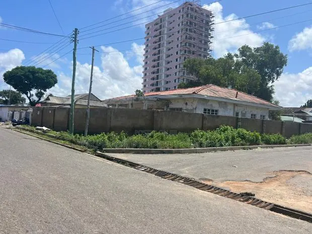 4bdrm House in Osu, Accra Metropolitan for sale · Photo 1