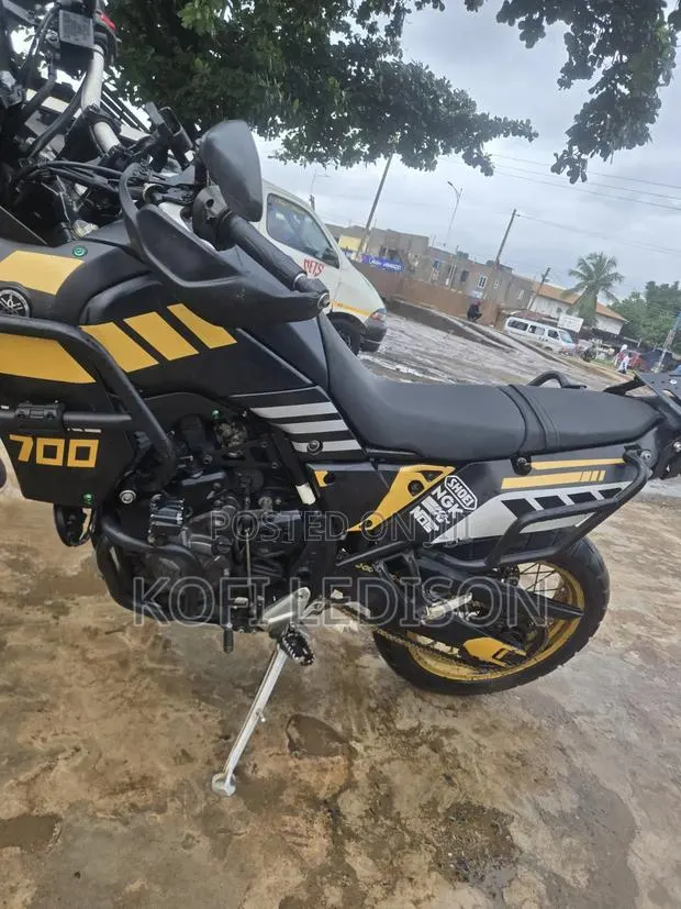 Yamaha 2021 Black · Photo 1