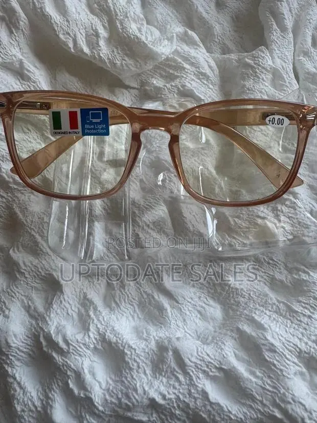 Eye Glasses With Blue Light Protection · Photo 2