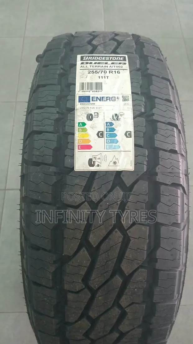 255/70r16 a/T002 Bridgestone · Photo 1