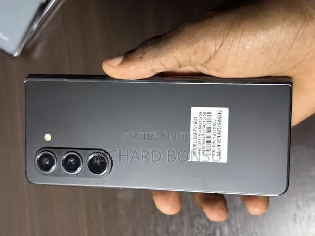 Samsung Galaxy Z Fold 5 256 GB Black · Photo 1