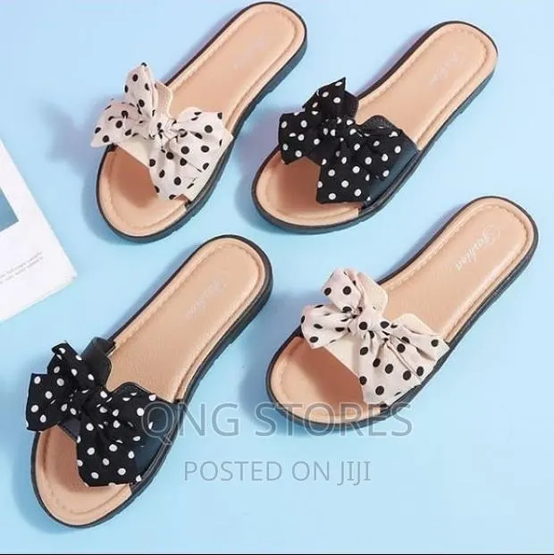 Ladie's Bowtie Slip-on Sandals · Photo 1
