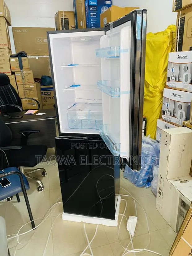 R600a Nasco 196 Liters Black Refrigerator · Photo 1