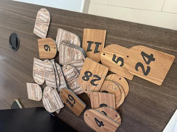 Key Holders for Hotel Rooms · Photo 1