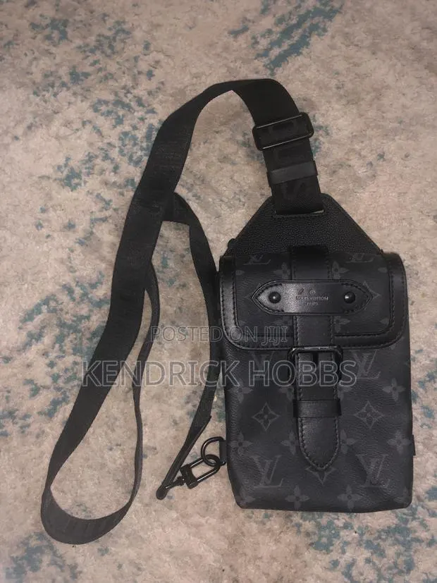 Louis Vuitton · Photo 1