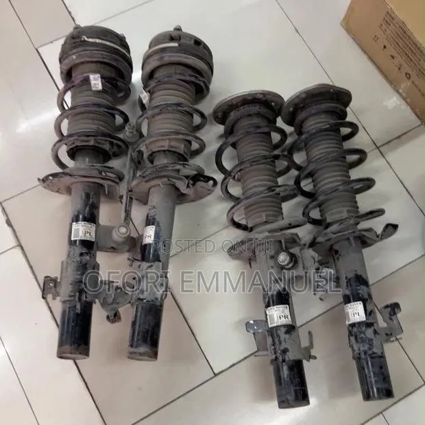 Range Rover Evoque Front and Back Shocks · Photo 1