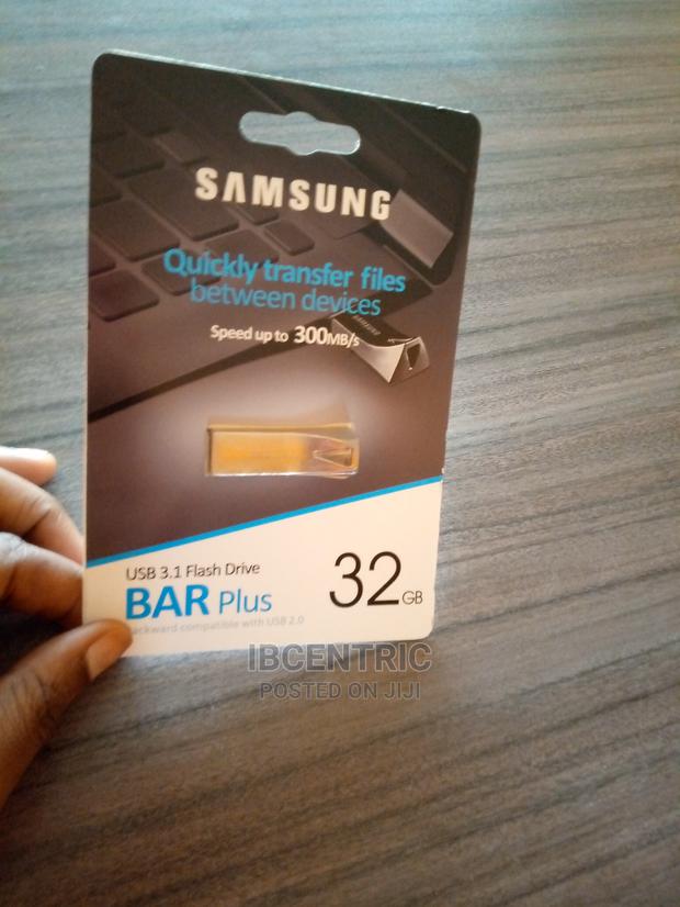 Samsung 32GB Pen Drive · Photo 2