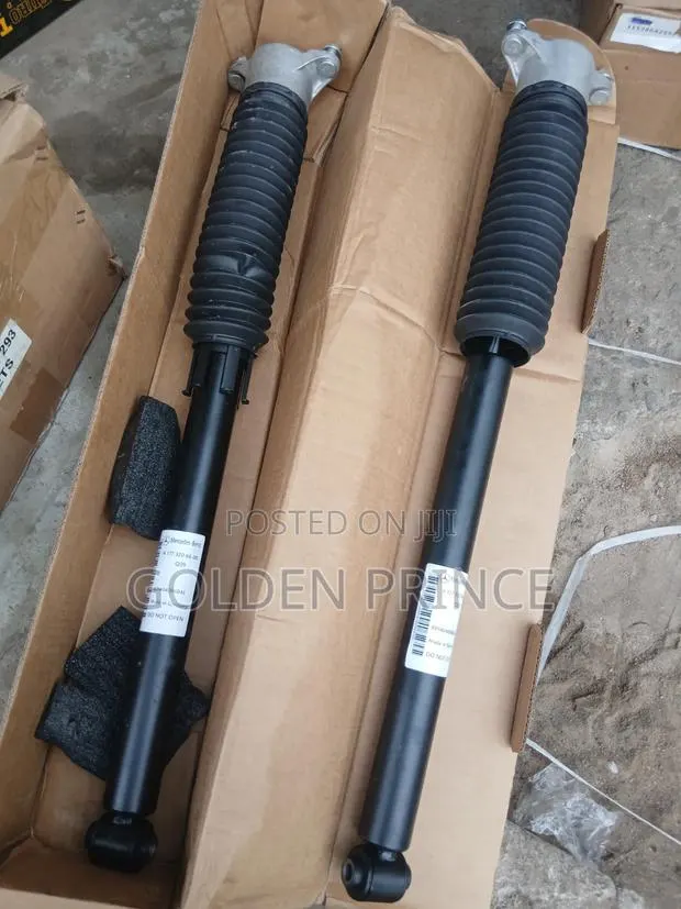 Benz CLA 2020-2022 Back Shocks · Photo 1