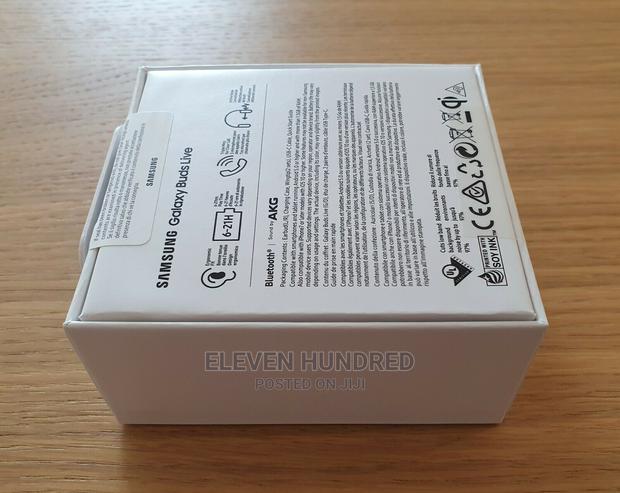 Samsung Galaxy Buds Live (Mystic Black) · Photo 4