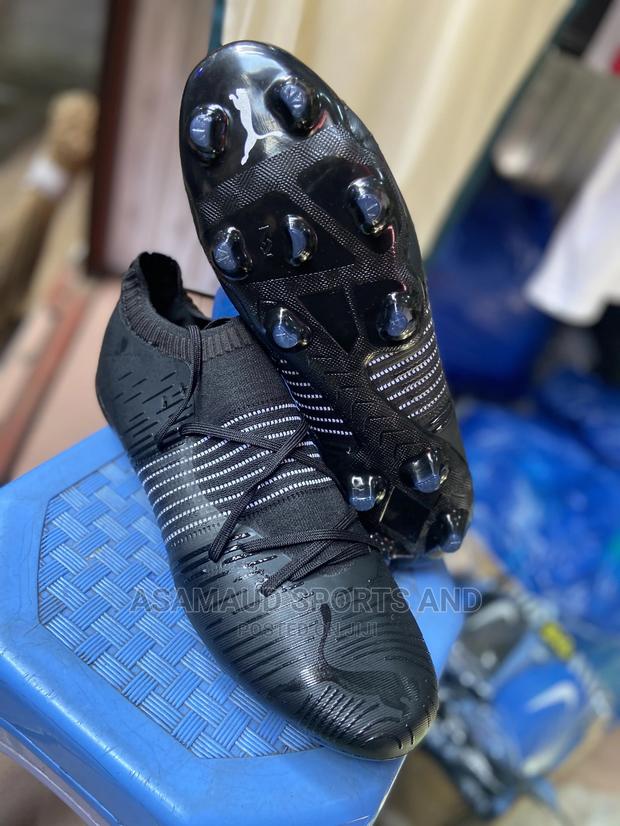 Original Mercurial and Puma Football Boot · Photo 1
