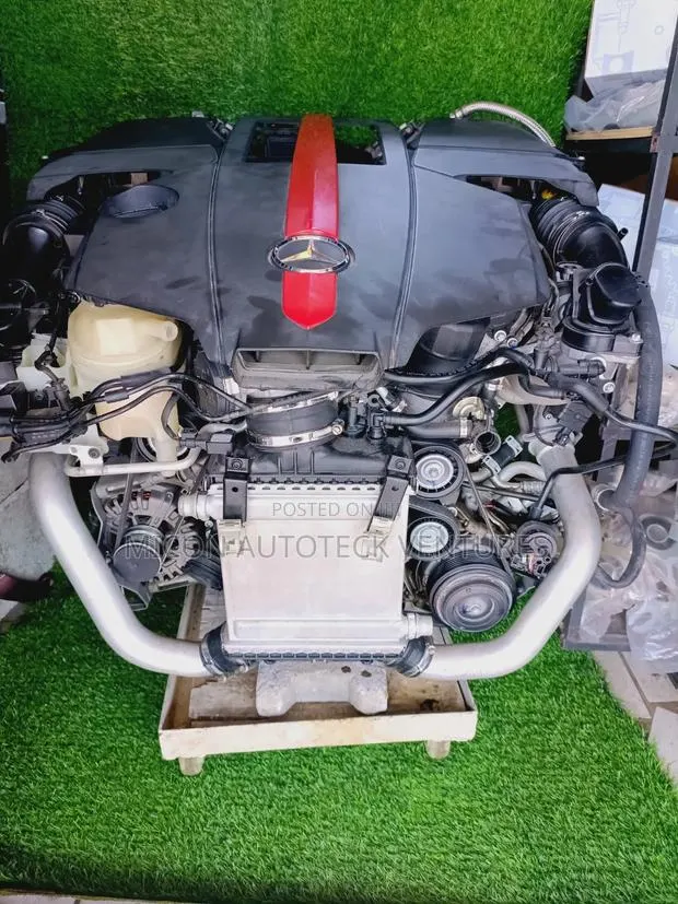 Mercedes Benz GLE 43 Engine · Photo 1