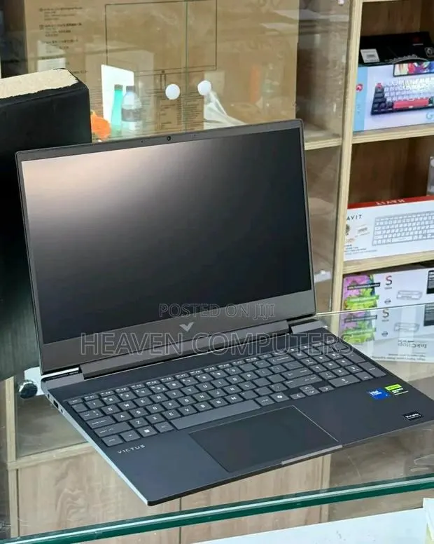 New Laptop HP Victus 15 16GB Intel Core i7 SSD 1T · Photo 1