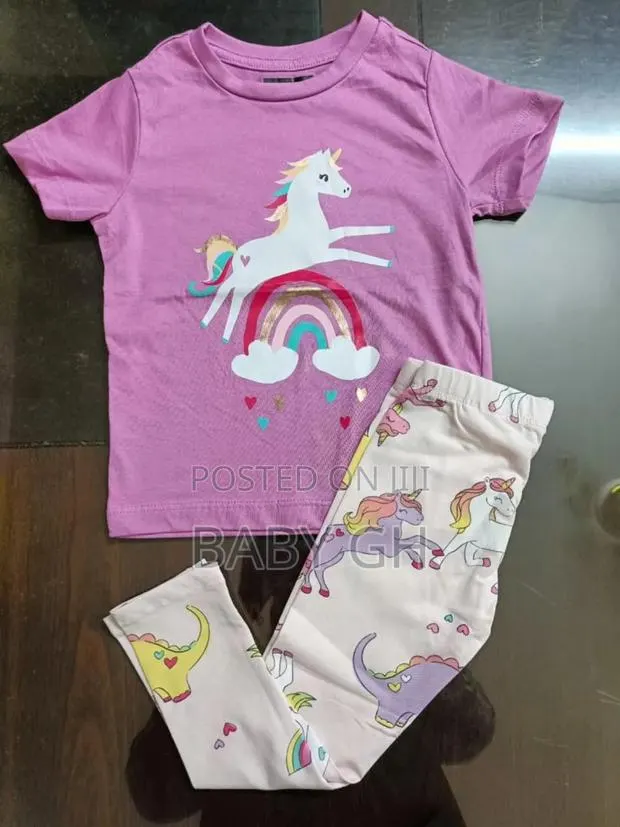 Girls Unicorn Pyjamas · Photo 1