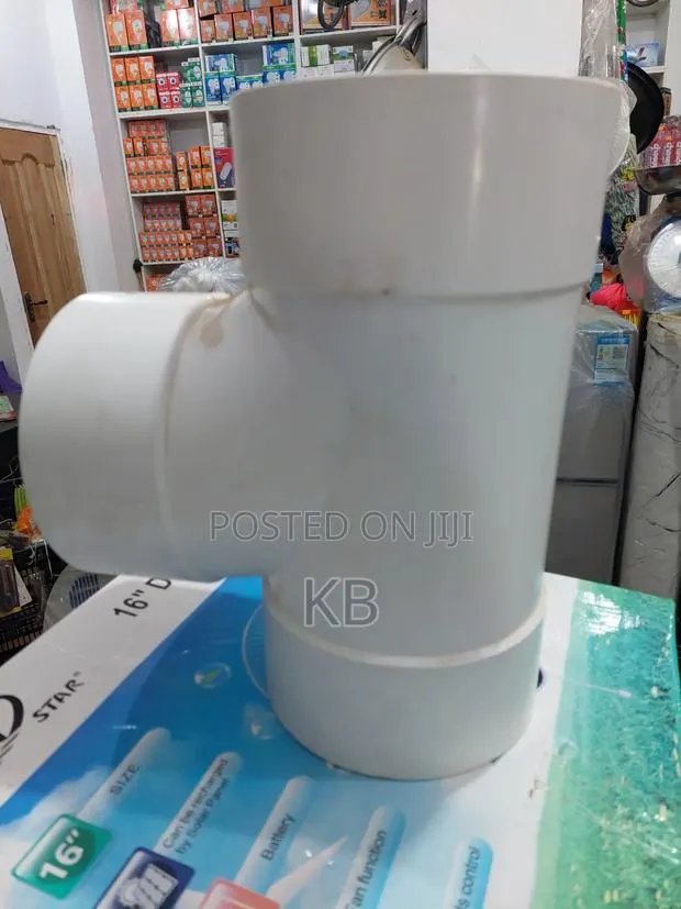 PVC T-Joint Pipe Fitting,Strong Drainage Tee Connector · Photo 1