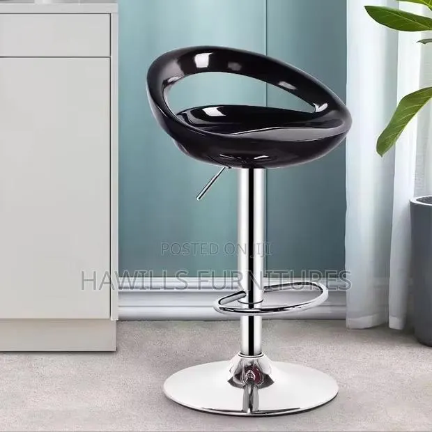 Style Bar Stool · Photo 1