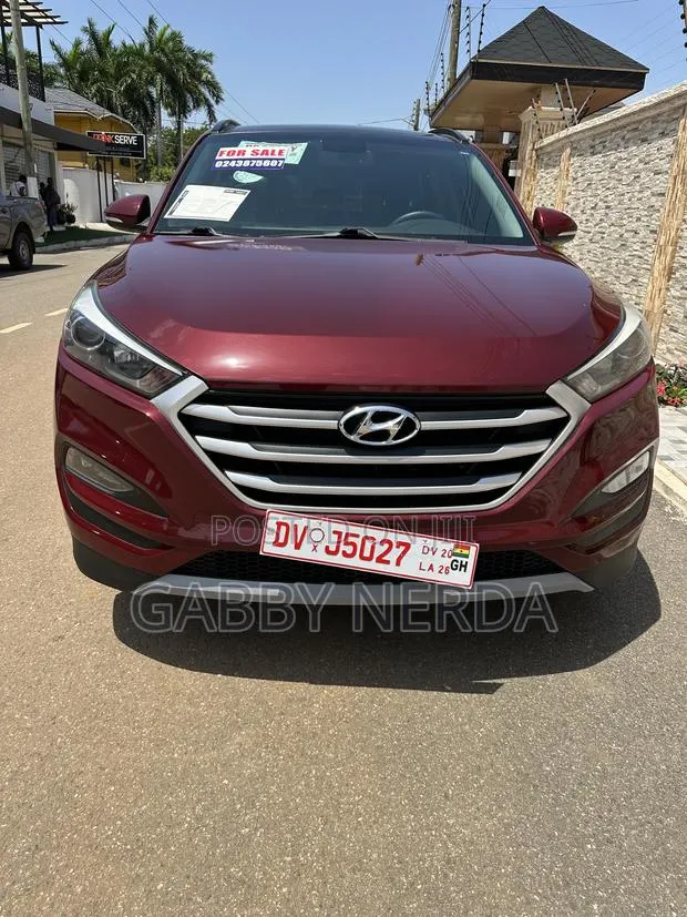 Hyundai Tucson Value AWD 2018 Burgundy · Photo 1