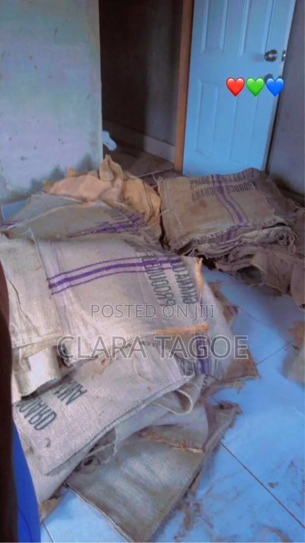 Jute Sacks For Construction Purposes · Photo 1