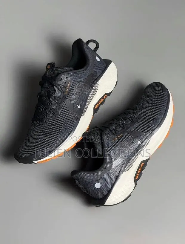 Nike Air Runner Trail Black Cream · Photo 1