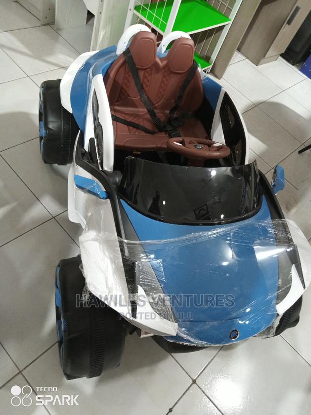 Kid's Car 2 Seater · Photo 1