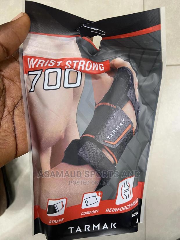 Original Wrist Support at Cool Price · Photo 1