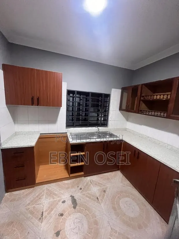 2bdrm House in Dansoman for rent · Photo 1