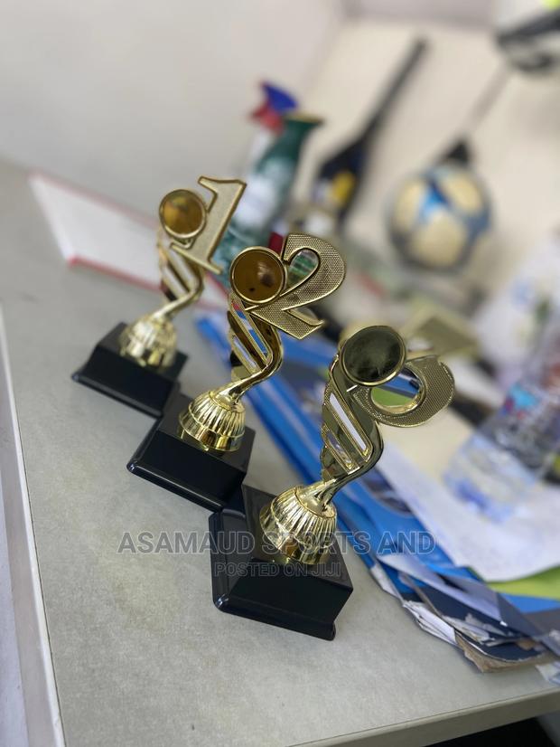 Runners Up Trophy at Cool Price · Photo 4