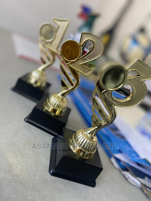 Runners Up Trophy at Cool Price · Photo 2
