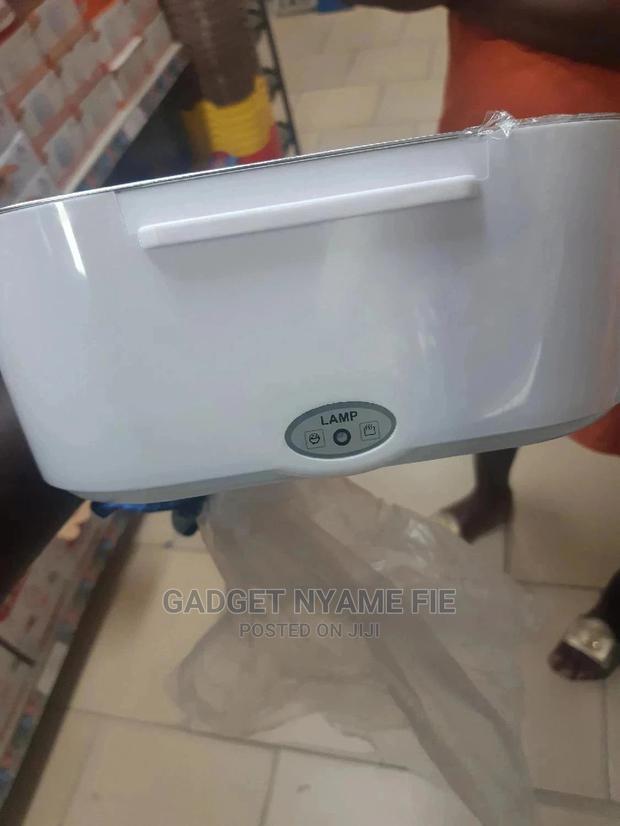 Electric Lunch Box (Plastic and Stainless Steel) · Photo 2