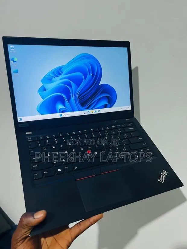 Laptop Lenovo ThinkPad T490s 8GB Intel Core i5 SSD 256GB · Photo 1