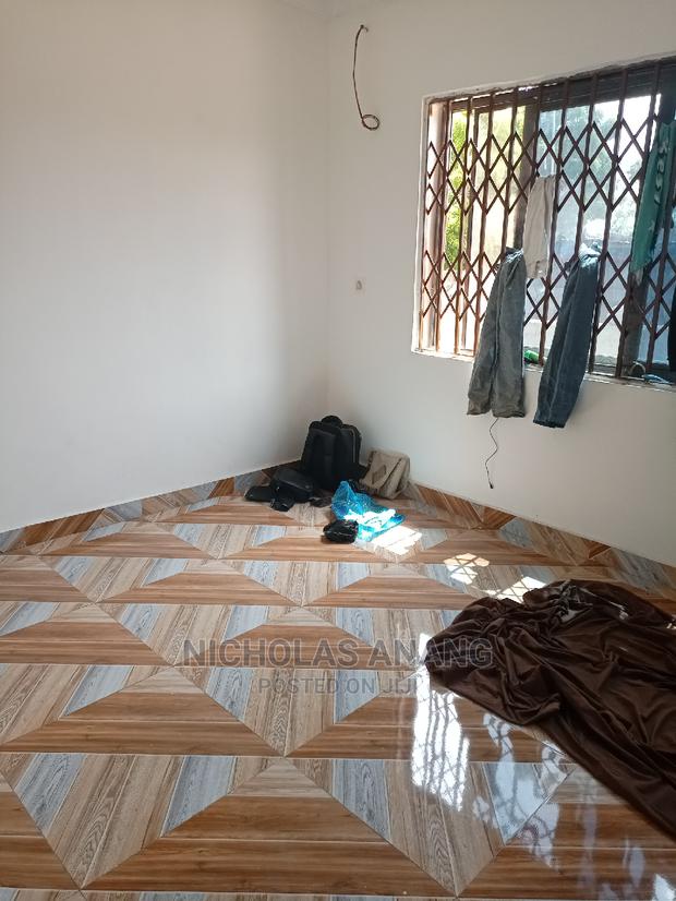 3bdrm House in Teshie for rent · Photo 6