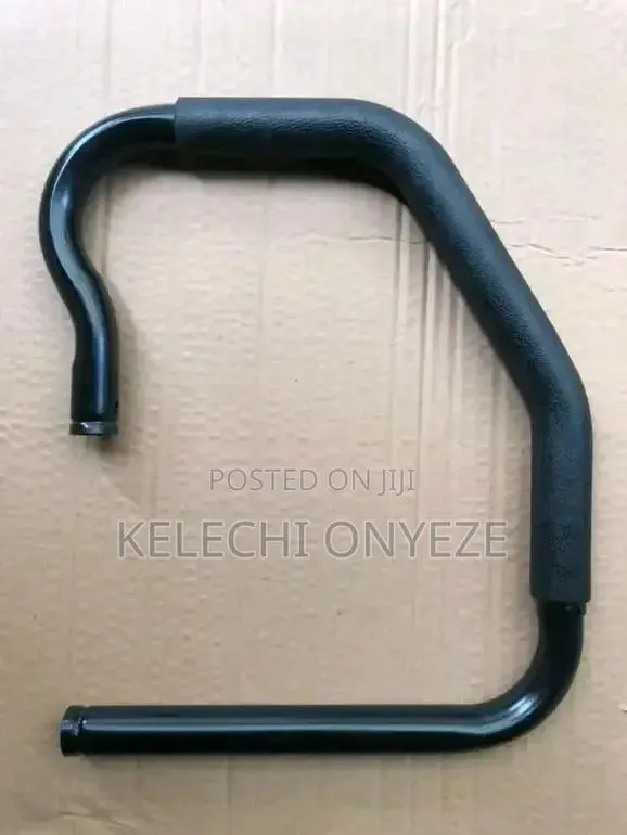 Front Handle · Photo 1