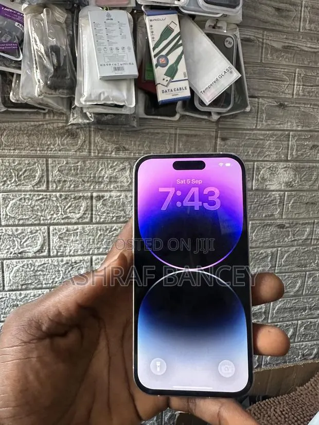 Apple iPhone 14 Pro 128 GB White · Photo 1