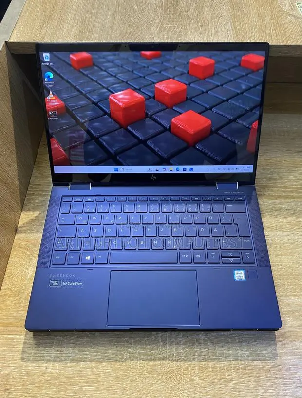 Laptop HP Elite Dragonfly x360 8th Gen 16GB Intel Core i7 SSD 512GB · Photo 1