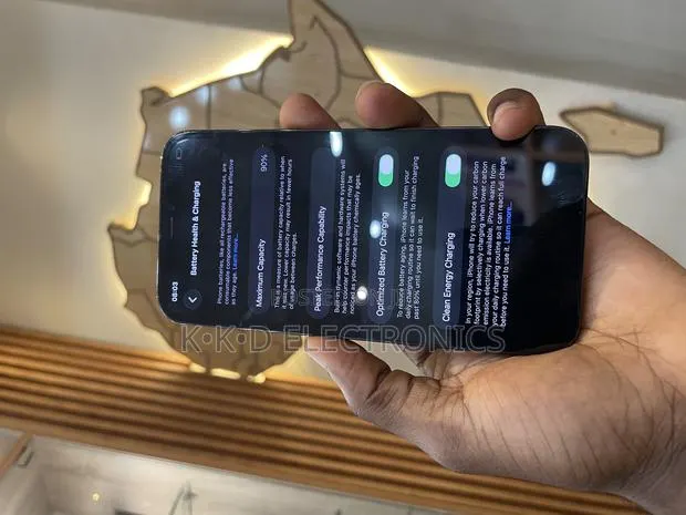 Apple iPhone 12 Pro 256 GB Blue · Photo 1