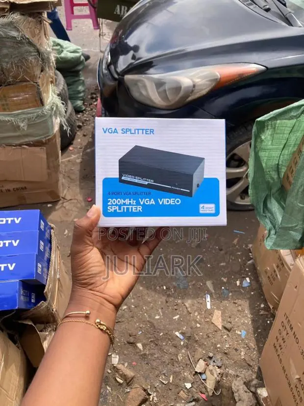 Vga Splitter 4port · Photo 1