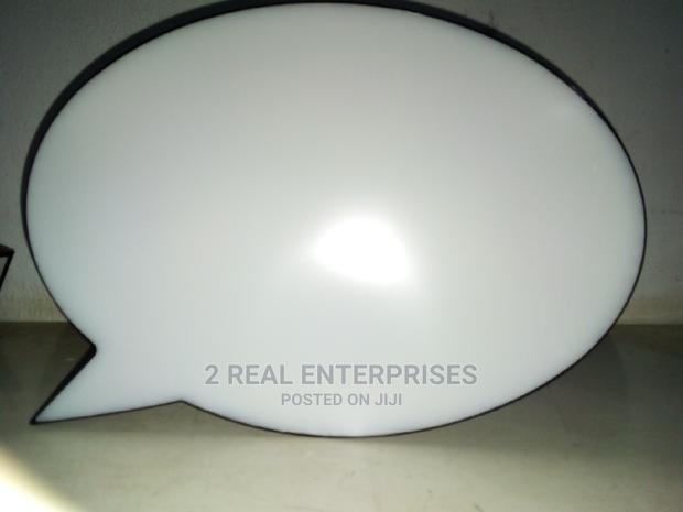 Speech Bubble · Photo 4