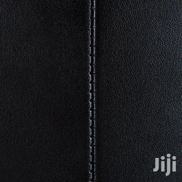 Punch Bag - Black · Photo 6