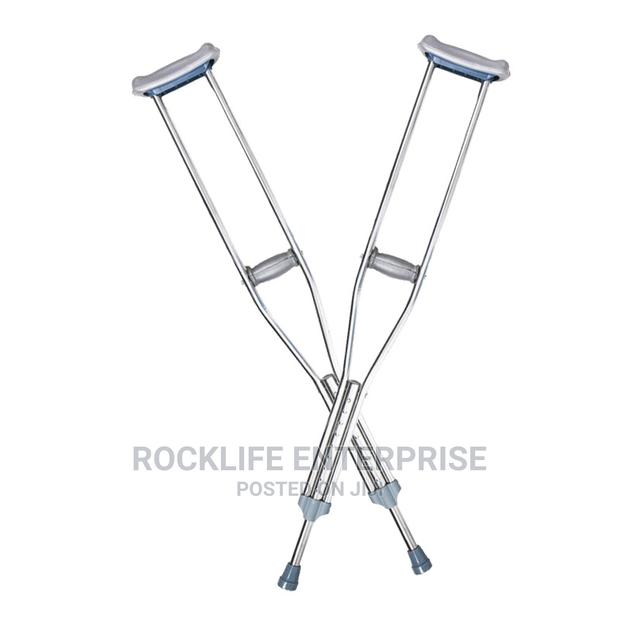 Underarm Crutches · Photo 4