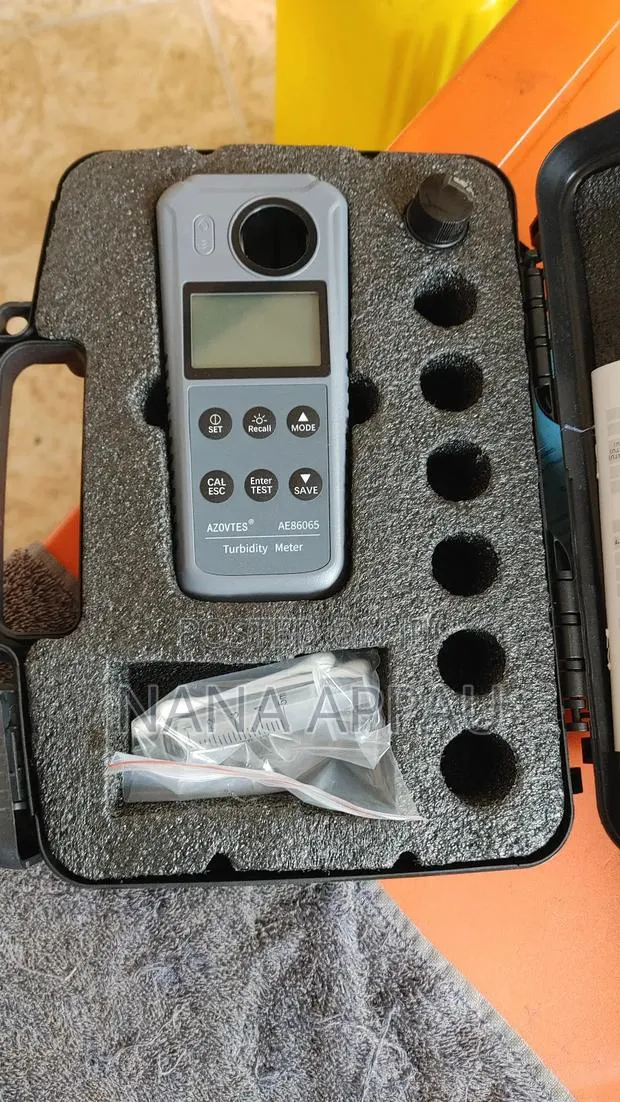 Turbidity Meter · Photo 1