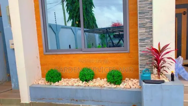 Call for Your Garden and Landscaping Project · Photo 2