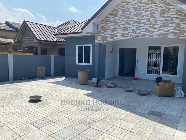 2bdrm House in Bronko Housing, Spintex for sale · Photo 6