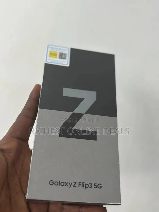 New Samsung Galaxy Z Flip 3 256 GB Yellow · Photo 1