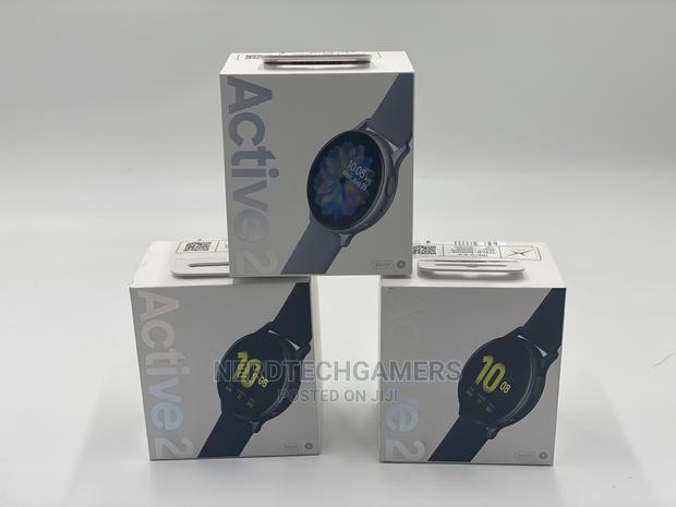 SAMSUNG Galaxy Watch Active 2 · Photo 1