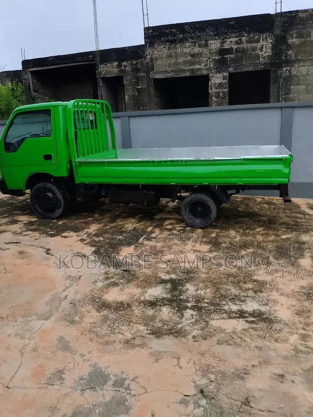 Kia Granbird 2012 Green · Photo 1
