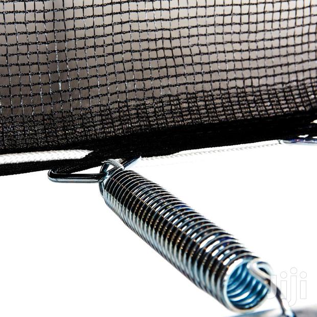 16ft Trampoline and Protective Netting - Green · Photo 3