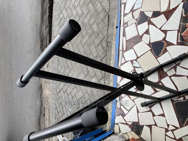 Keyboard Stand · Photo 2