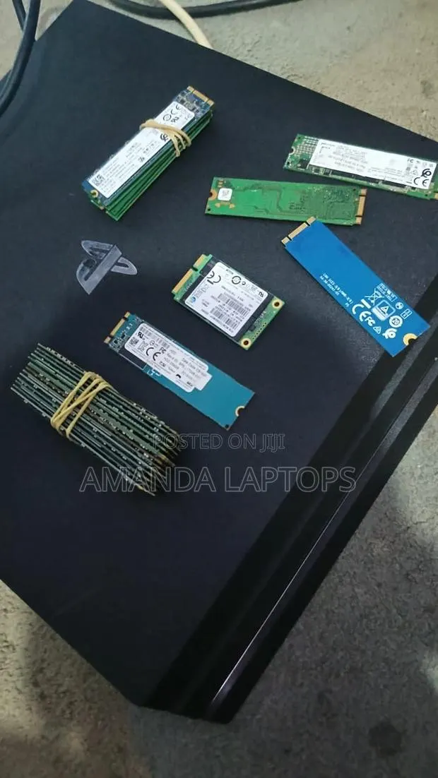 Different Kind of SSD M.2/ Sata · Photo 1