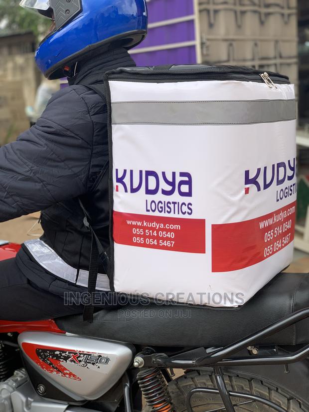 Customized Waterproof Delivery Bags · Photo 1