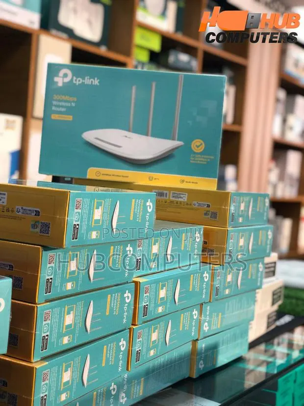 TP-Link TL-WR845N 300Mbps Wireless N Router · Photo 1