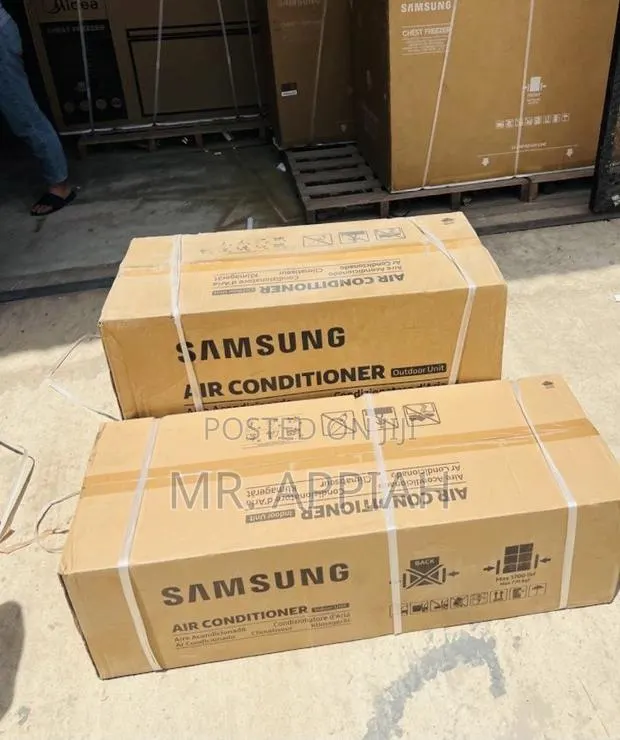 Premium Samsung Single Door Chest Freezer(White)1.5hp · Photo 1
